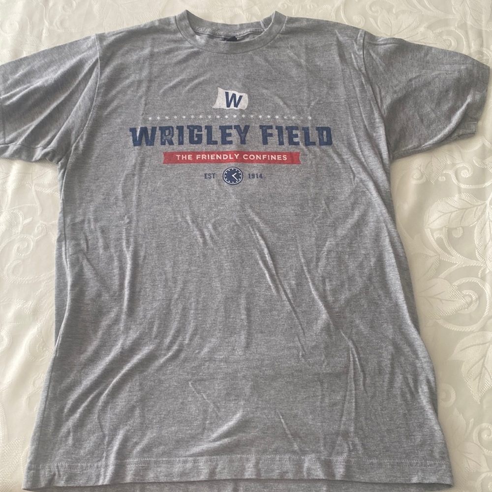 Cubs wrigley field shirt